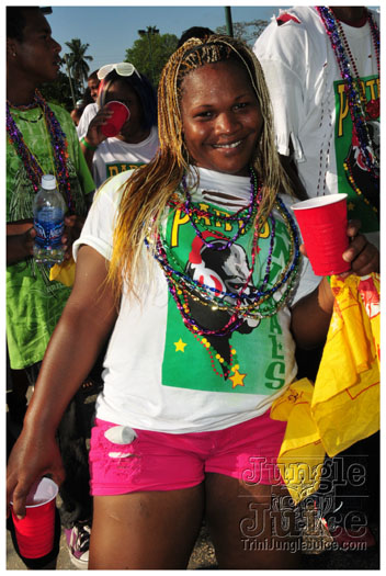 cayman_carnival_2011_part3-141