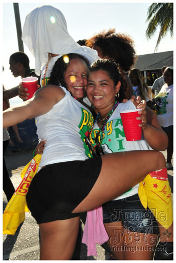 cayman_carnival_2011_part3-144