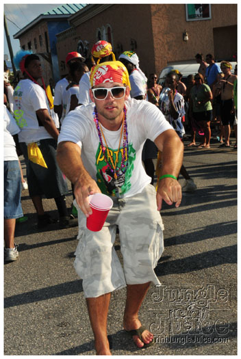 cayman_carnival_2011_part3-146