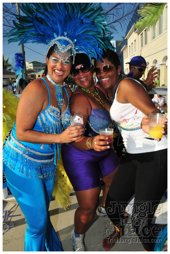 cayman_carnival_2011_part3-148