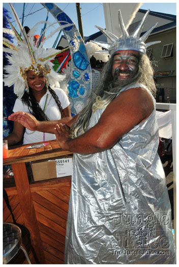 cayman_carnival_2011_part3-149