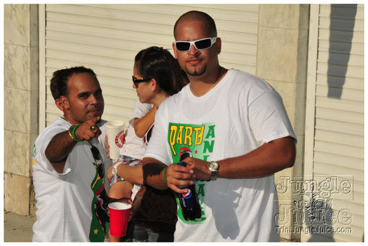 cayman_carnival_2011_part3-156