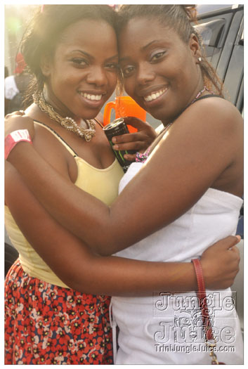 bikini_cruise_party_boat_2011-178