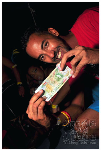 grenada_carnival_tues_2011_pt2-182