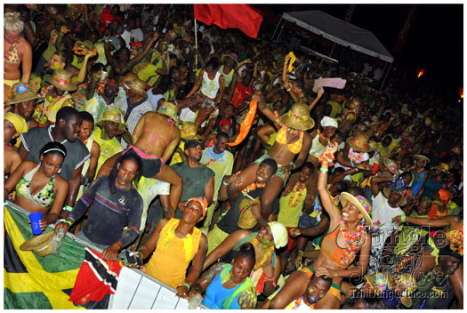 beach_jouvert_2011-209