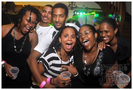 jet_attitud_jun11-197