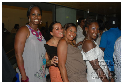 blue_vino_2011_jun11-140