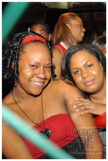 colour_me_red_2011-148