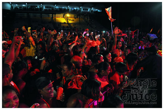 colour_me_red_2011-155