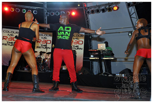 colour_me_red_2011-162
