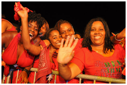 colour_me_red_2011-168