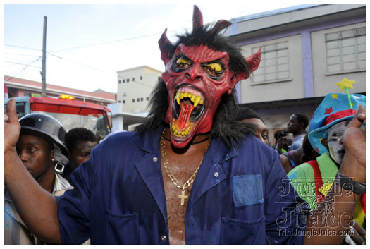 svg_jouvert_2011-061