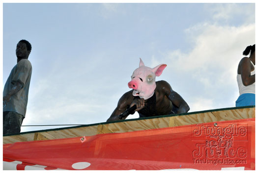 svg_jouvert_2011-064