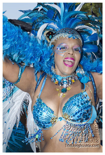 caribana_parade_2011-103