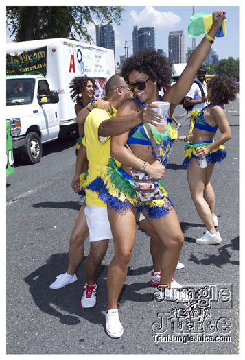 caribana_parade_2011-118