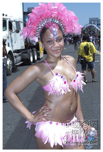 caribana_parade_2011-123