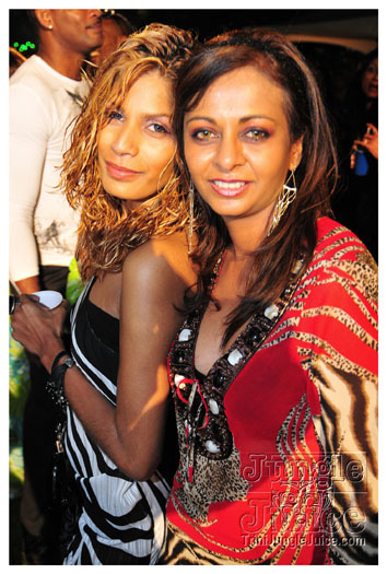 beach_house_2011_part1-197