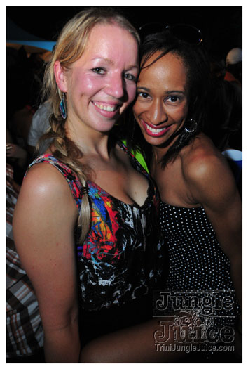 beach_house_2011_part1-208