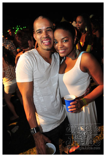 beach_house_2011_part1-214