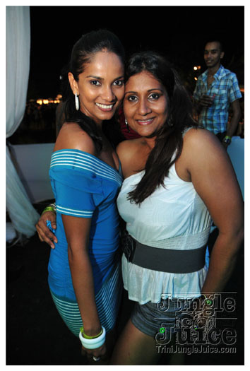 beach_house_2011_part1-228