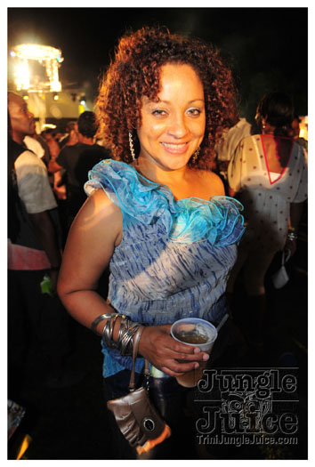 beach_house_2011_part1-270