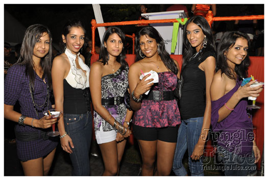 blue_flame_2011-078