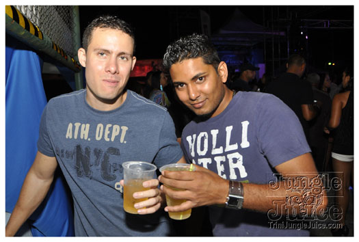 blue_flame_2011-081