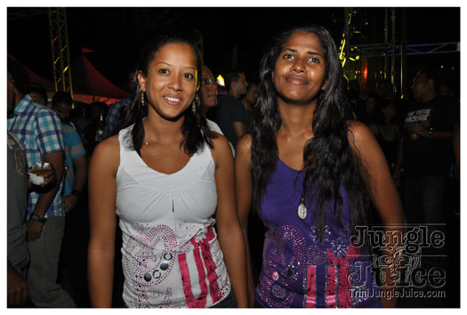 blue_flame_2011-092