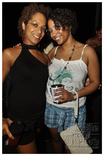 bump_and_wine_2011-205