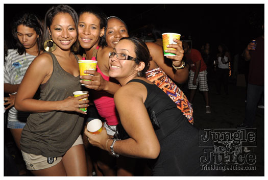 bump_and_wine_2011-211