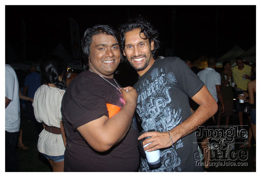 bump_and_wine_2011-223