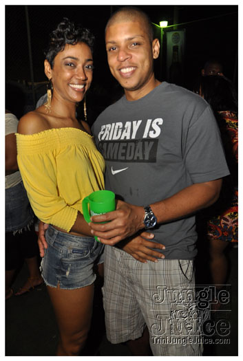 bump_and_wine_2011-247