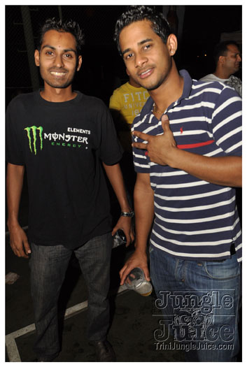 bump_and_wine_2011-255