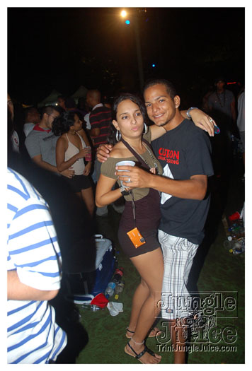 bump_and_wine_2011-258