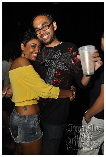 bump_and_wine_2011-259