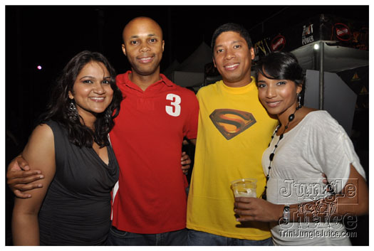 bump_and_wine_2011-263