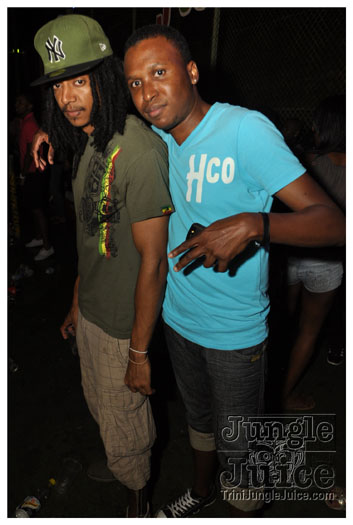 bump_and_wine_2011-269