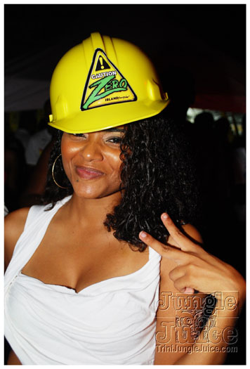 caution_2011-004