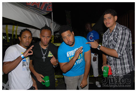 caution_2011-062