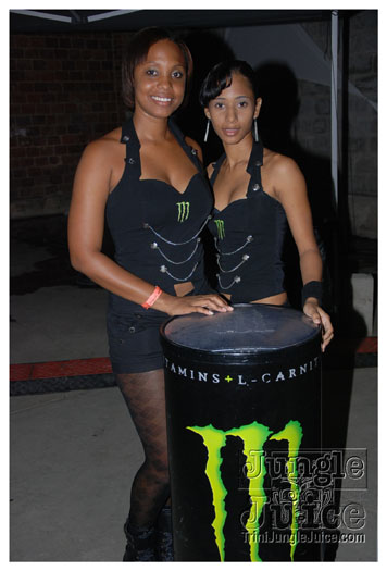 caution_2011-072