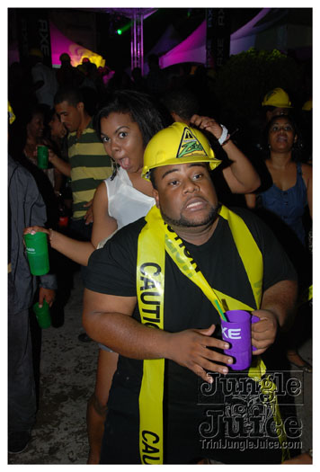 caution_2011-081