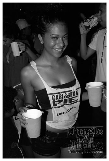caution_2011-085