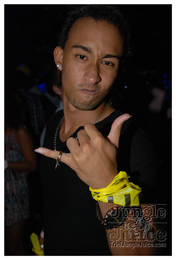 caution_2011-094