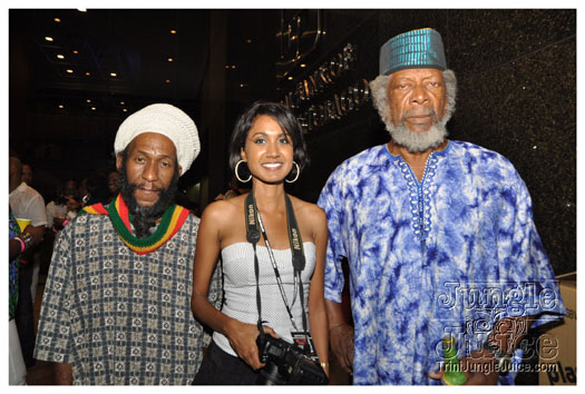 central_bank_all_inclusive_2011-189