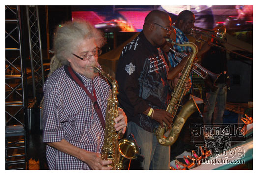 central_bank_all_inclusive_2011-242