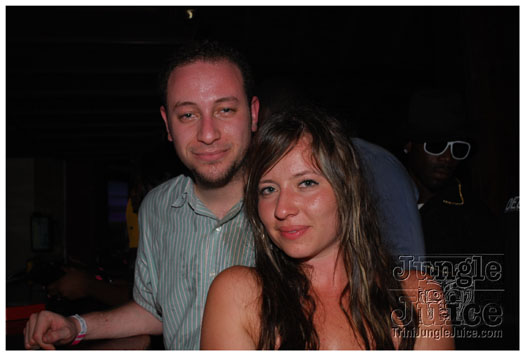 colours_of_shade_4_2011-102