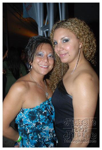eclipze_2011-010