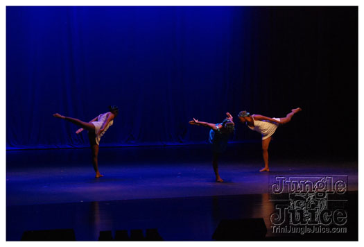 elle_7_apr30-007
