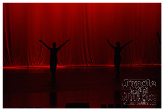 elle_7_apr30-012