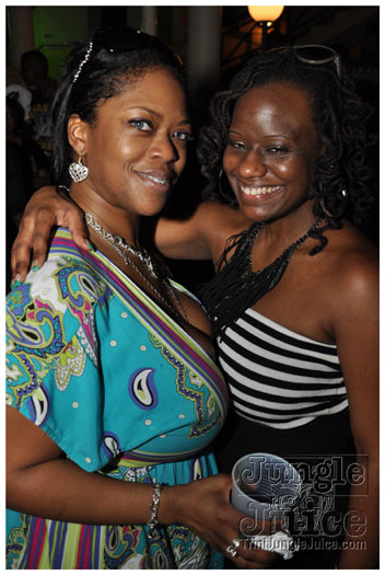 flight_cruise_carnival_2011-104